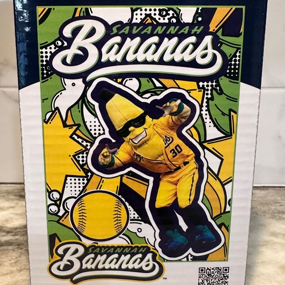 Savannah Bananas & Party Animals Baseball PUZZLES Mascots 250 pcs 11" x 16" Lot - Picture 5 of 10